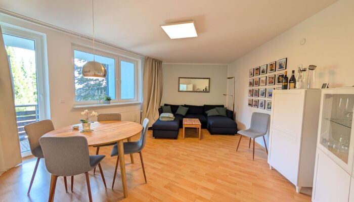 3876250-xrckL4vE8UN5LtUAB48BHeHf-PXL_20250813_141400605-1